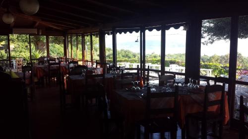 Ресторан, Agriturismo Valle di Marco in Пісциота