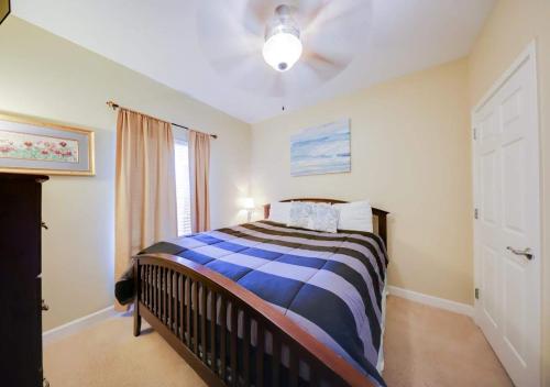Splash Resort Condos by MC Luxury Rentals - main image
