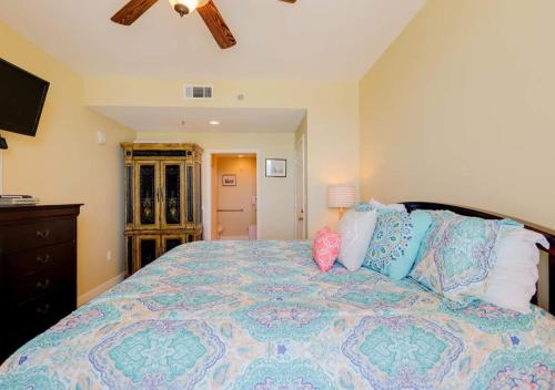 Splash Resort Condos by MC Luxury Rentals - image 3