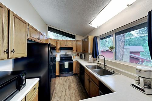 Exceptional Vacation Home in Flagstaff home - image 6