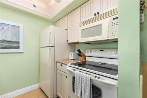 Condo 412 - image 5