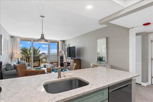 Condo 403 - image 8