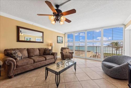 Condo 301 - main image