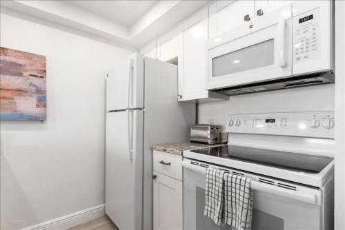 Condo 408 - image 7