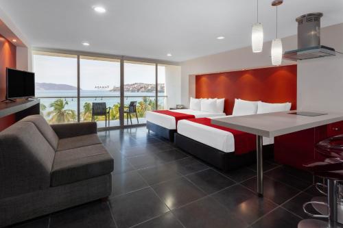 阿卡波可溫德姆華美達套房酒店 (Ramada by Wyndham Acapulco Hotel & Suites) in 阿卡普爾科舊城區