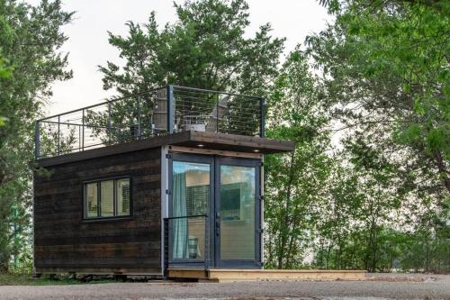 The Windmill-Tiny Container Home min to Magnolia - image 11
