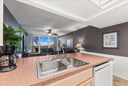 Condo 413 - image 12