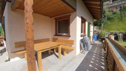 Ferienhaus Maliet - Spacious Holiday Home with 4 Double Rooms