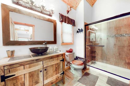 Pine Tree Lodge - image 7