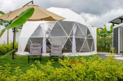 Orange Glamping