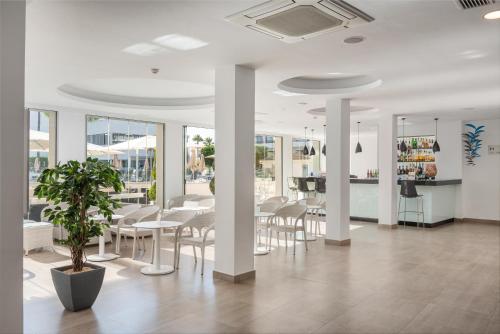 Trend Hotel Alcudia - image 2