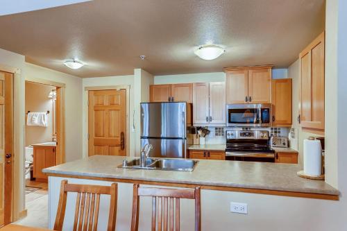 Passage Point 202 condo - image 4