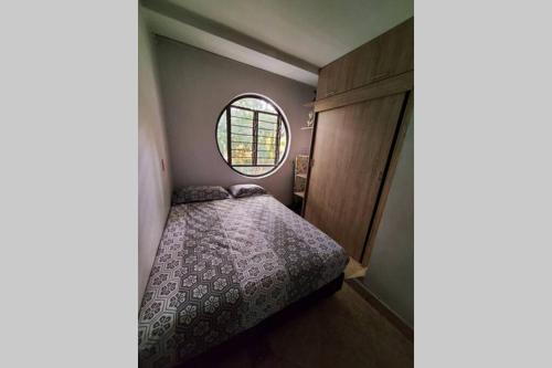Apartamento cerca Mall La Central y Estación Tranvía, Medellín (Foto 6)