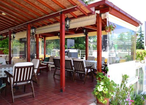 Bejárat, Villa D&L in Dolno Konjsko