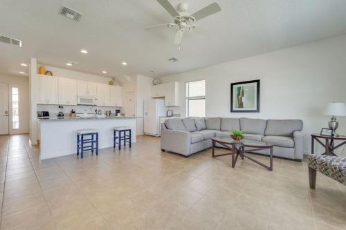 5 Bed 5 Bath Vacation Home In Golf Community! home - image 4