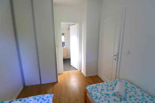 Friends & Family Apartmanok Velence, Velence (photo 10)