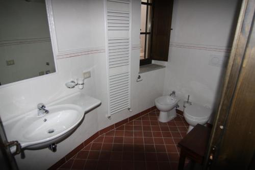 Two-Bedroom Apartment (4 Adults) - Ground Floor image 7