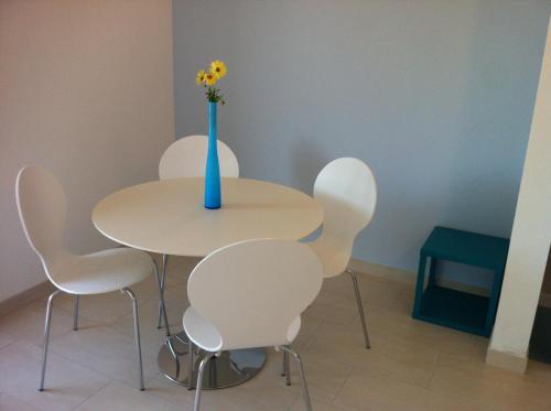 Apartment with Balcony image 2