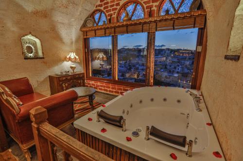 Casia Cave Suites Room Type - Deluxe King Suite