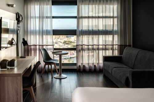 be.HOTEL - image 11