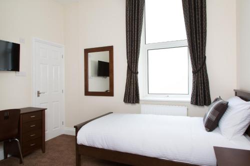 The Grosvenor Plymouth - image 6