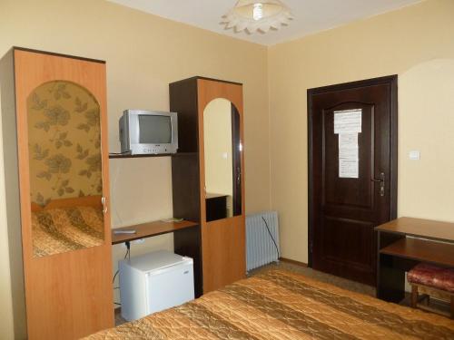 Tarnovski Dom Guest Rooms - image 4