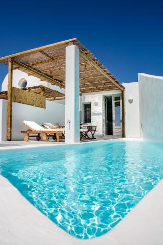 Úszómedence, Thimari Lodge in Exo Gialos Thiras