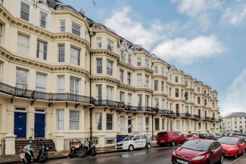 Picture of 3 Queens Gardens Sea View Apartment