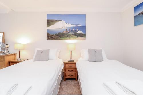 Picture of 3 Queens Gardens Sea View Apartment