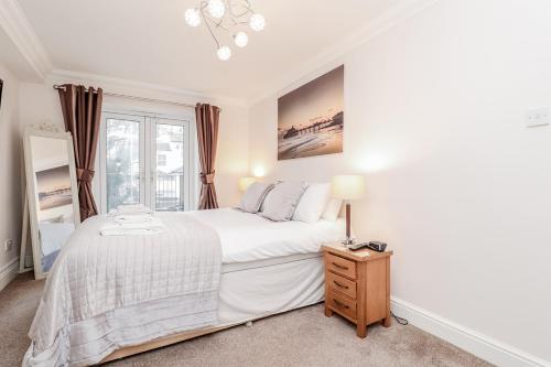 Picture of 3 Queens Gardens Sea View Apartment