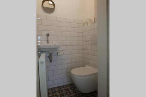 Lovely new 2 bedroom near hannovamarkt, Vídeň (fotografie 7)