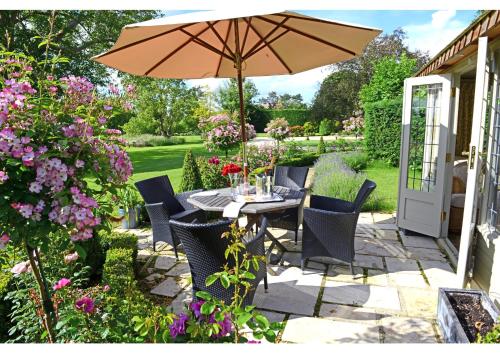 Abbots Grange - Adults Only - main image