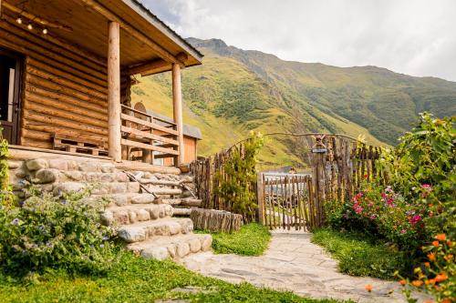 Old Hut, Kazbegi (foto 4)