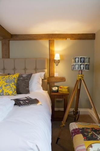 The Queen's Inn - image 12