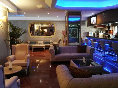 Hermanos Hotel - main image