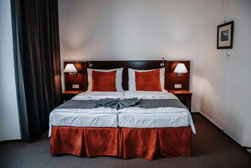 B&B Hotel Praha - Tap to explore photos