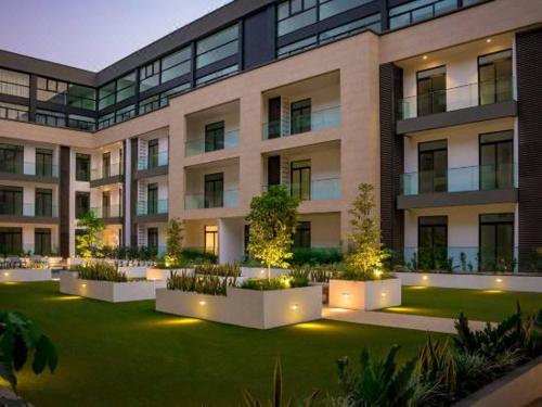Two bedroom Duplex Apartment at Embassy Gardens