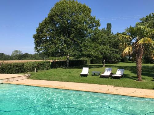 Cottage authentique avec piscine - Location saisonnière - Prunay-Cassereau