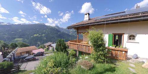 Ferienhaus Maliet - Spacious Holiday Home with 4 Double Rooms