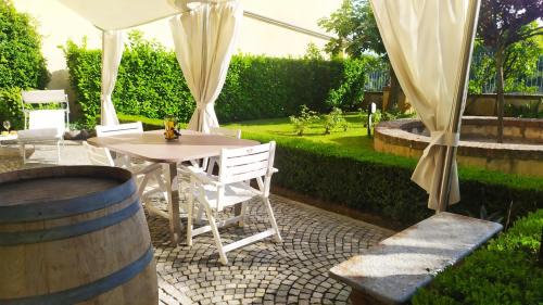  La Morra Suite in La Morra