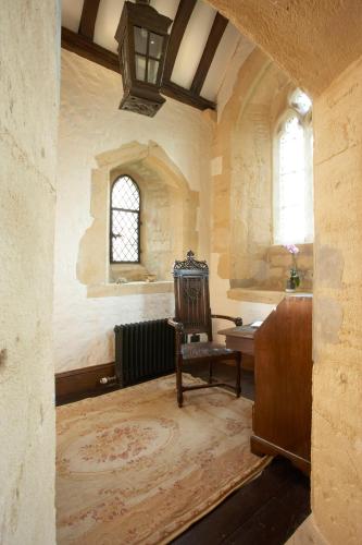 Abbots Grange - Adults Only - image 11
