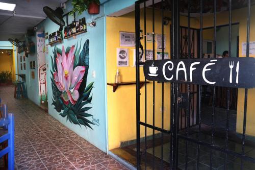 Tres Mundos Hostel – Playa del Carmen, TX