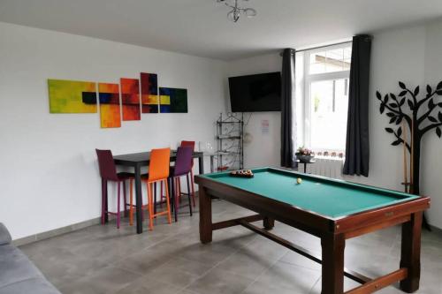 LE RELAIS D'ARTAGNAN à FRESNICOURT LE DOLMEN - OLHAIN - face au château gîte à louer Aubigny-en-Artois