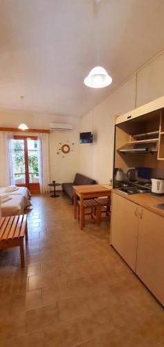 Nicoll Apartments - image 4