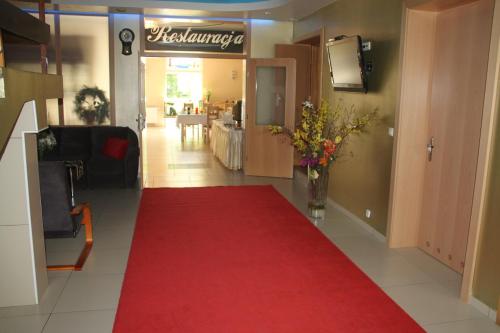 Étterem, Hotel Zielony & OW Borowik & Pensjonat Manhattan - Centrum Rekreacji i Wypoczynku GASTROTUR in Turawa