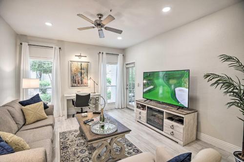 Bright Scottsdale Condo w/ Patio: 8 Mi to Old Town - Tap to explore photos
