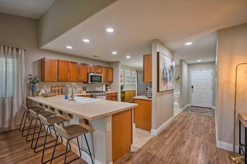 Family-Friendly Home, 6 Mi to Riverwalk Plaza in 韋博歐查德