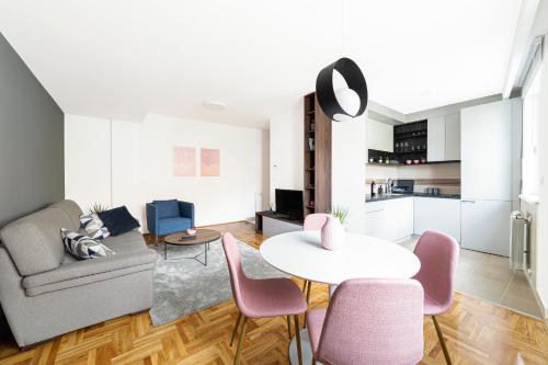 . Djokic Apartments