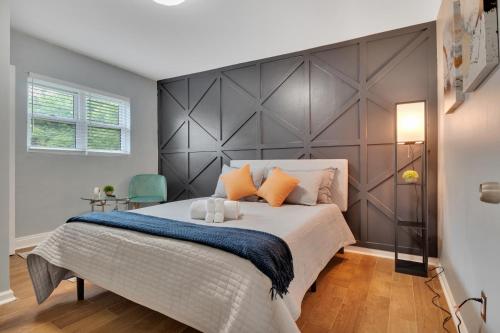 Business traveler retreat in historic West End