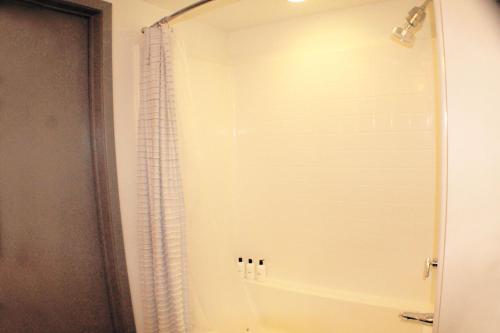 East Village Location 2 Bedroom